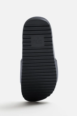 Пляжные тапочки