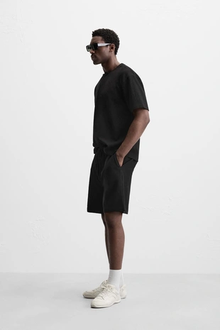 Футболка RELAXED FIT из рельефной ткани