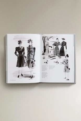 THE LITTLE BOOK OF BALENCIAGA BOOK- Заказать в России