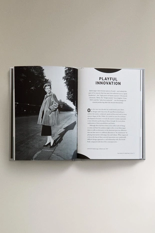 THE LITTLE BOOK OF BALENCIAGA BOOK- Заказать в России