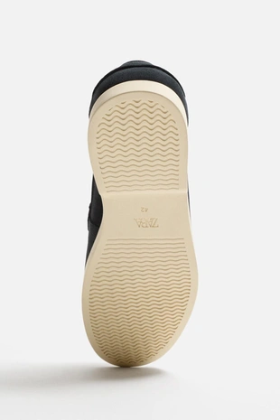 Кожаные лоферы в повседневном стиле