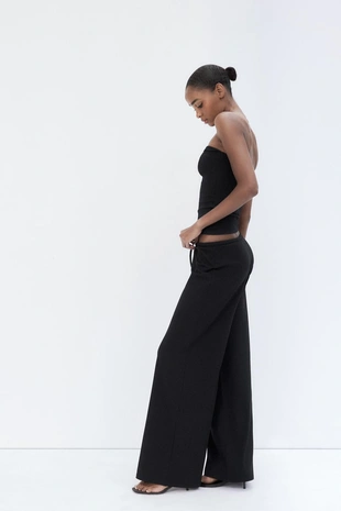 Топ бандо из рельефной ткани