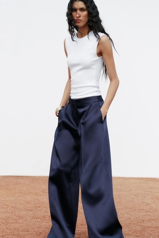 Топ без рукавов