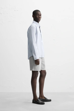 Шорты комфортной посадки из рельефной ткани- Заказать в России