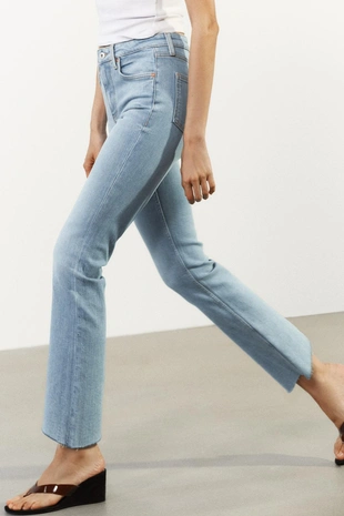 Джинсы TRF CROPPED FLARE с высокой посадкой- Заказать в России