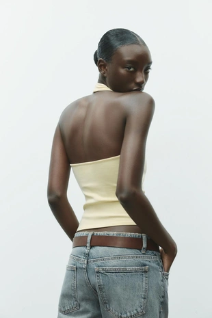 Топ с вырезом халтер