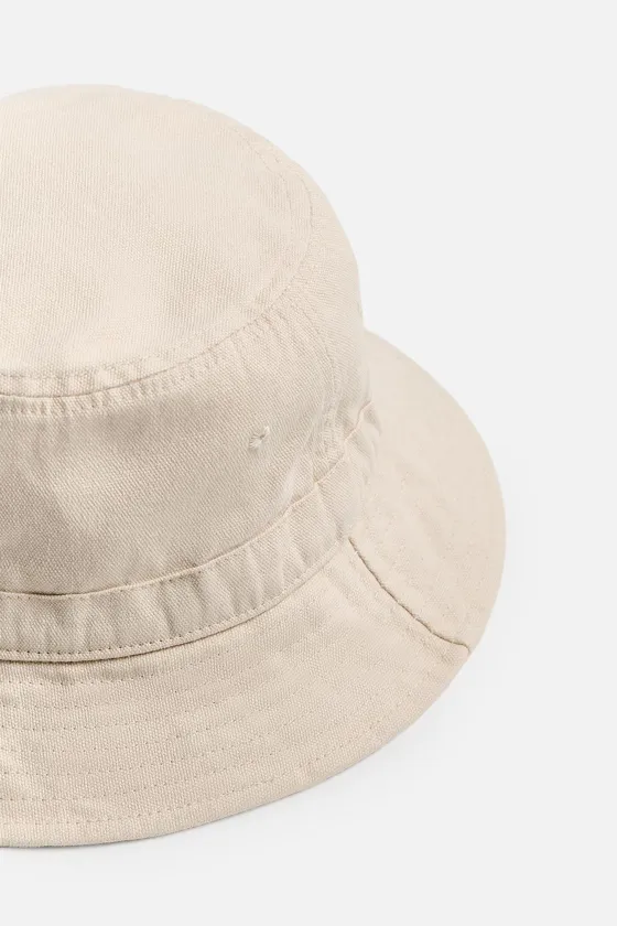 ПАНАМА ИЗ ТКАНИ С ЭФФЕКТОМ ПОТЕРТОСТИ