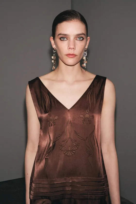 ПЛАТЬЕ С ВЫШИВКОЙ И БАХРОМОЙ — ZW COLLECTION