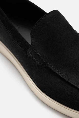 Кожаные лоферы в повседневном стиле - Заказать в России