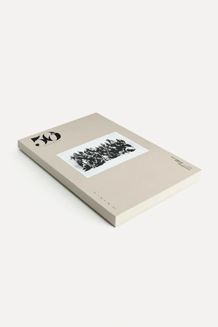 Футболка с фотопринтом STEVEN MEISEL — 50TH ANNIVERSARY- Заказать в России