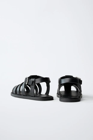 Босоножки с пряжками- Заказать в России