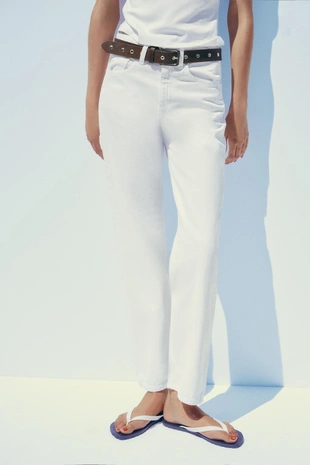 Джинсы TRF MOM FIT HIGH WAIST