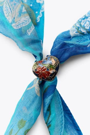 Бандана из ткани с принтом с деталью «сердечко» - Заказать в России