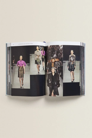 Книга для подиума PRADA- Заказать в России
