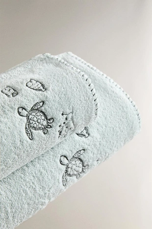 CHILDREN'S TROPICAL SEA BATH TOWEL- Заказать в России