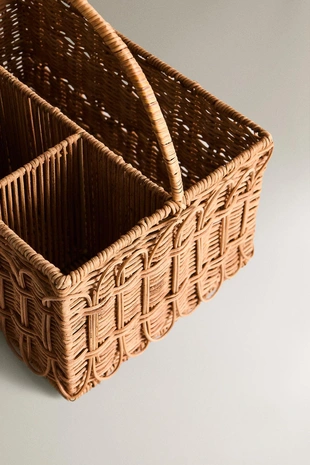 Пикник-корзина из плетеного ротанга с ручкой- Заказать в России