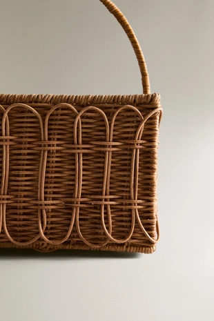 Пикник-корзина из плетеного ротанга с ручкой- Заказать в России