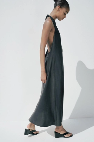 Платье миди с горловиной халтер и завязками- Заказать в России