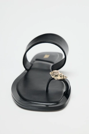 Сандалии с металлическими бусинами для пальца- Заказать в России