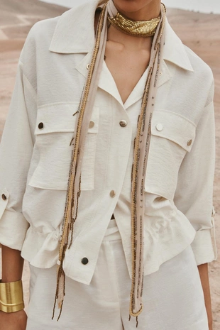 Короткая рубашка сафари с отворотами на рукавах- Заказать в России