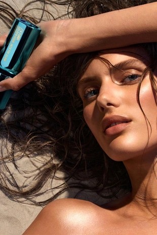 Парфюмированная вода для волос -  GOLDEN HOUR: INTO THE GLOW HAIR PERFUME 75ML- Заказать в России