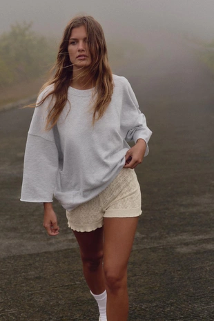 Толстовка с эффектом потертости