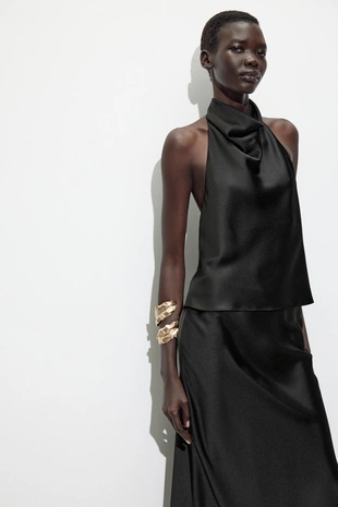 Атласный топ с горловиной халтер- Заказать в России