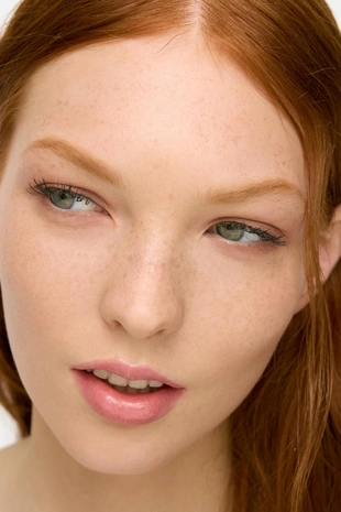PINK MADELEINE | 4290/203/595 - Zara Тени для век EYEDREAM EYESHADOW STICK
