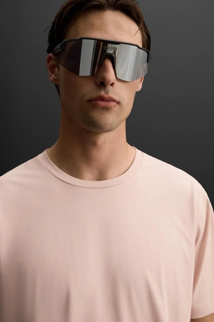 Базовая спортивная футболка- Заказать в России