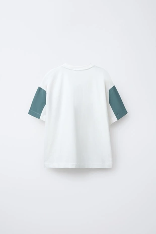 Спортивная футболка с карманом- Заказать в России