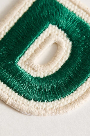 Термоаппликация с буквой D- Заказать в России