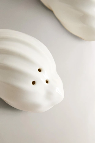 White | 8259/541/250 - Zara Набор для соли и перца в форме раковины кончи