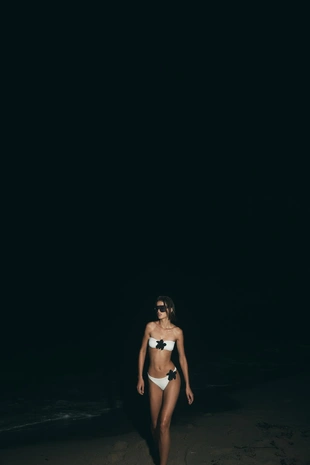 Трусы-бикини с цветочным рисунком- Заказать в России