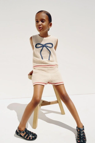 Трикотажные шорты-бермуды с контрастной отделкой- Заказать в России