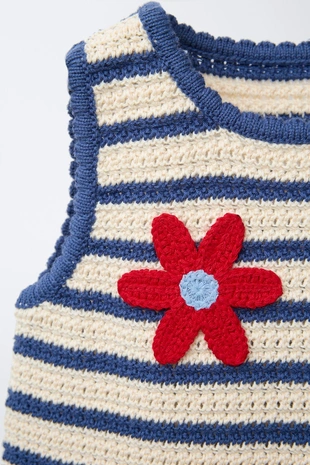 Трикотажный топ в полоску с цветочным рисунком- Заказать в России