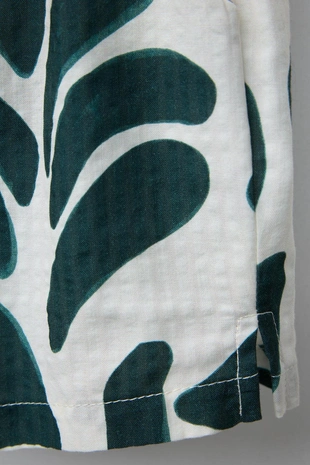 Шорты-бермуды с принтом- Заказать в России