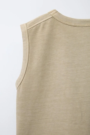 Футболка без рукавов с вышивкой, окрашенная в готовом виде