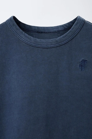 Футболка без рукавов с вышивкой, окрашенная в готовом виде