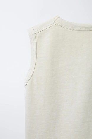 Футболка без рукавов с вышивкой, окрашенная в готовом виде