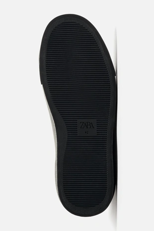 Базовые кроссовки