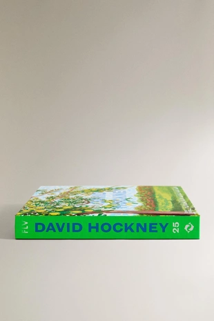 Книга DAVID HOCKNEY - FOUNDATION LOUIS VUITTON- Заказать в России