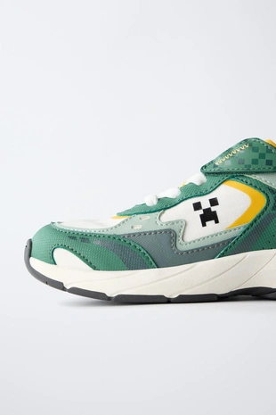 Спортивные кроссовки MINECRAFT © MOJANG AB. ™- Заказать в России