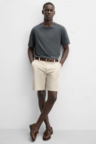 Шорты-бермуды чинос классического кроя- Заказать в России