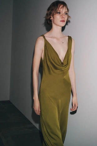 Длинное атласное платье из коллекции ZW