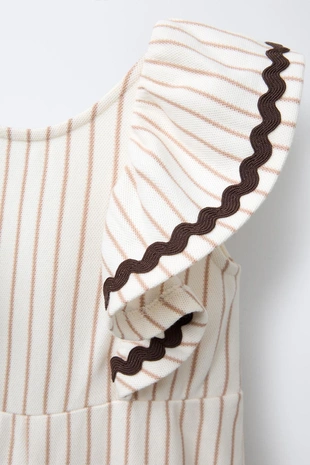 Комбинезон в полоску с волнистой отделкой - Заказать в России