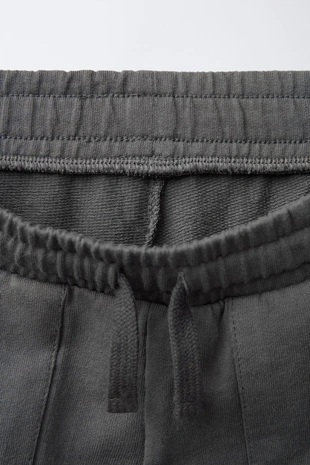 Anthracite grey | 4805/710/807 - Zara Прямые шорты-бермуды с текстом граффити