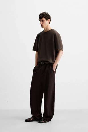 Футболка RELAXED FIT из рельефной ткани- Заказать в России