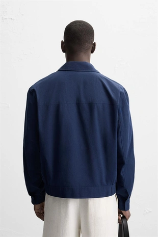 Куртка-бомбер классического кроя - Заказать в России