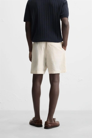 Шорты-бермуды с жаккардовой текстурой- Заказать в России