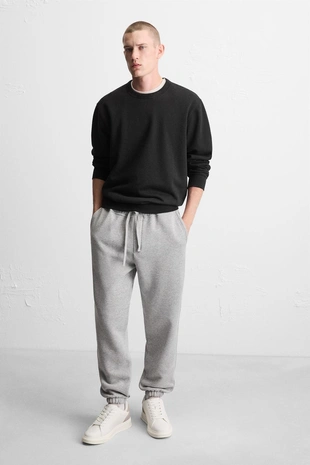 Кроссовки с деталью на заднике- Заказать в России